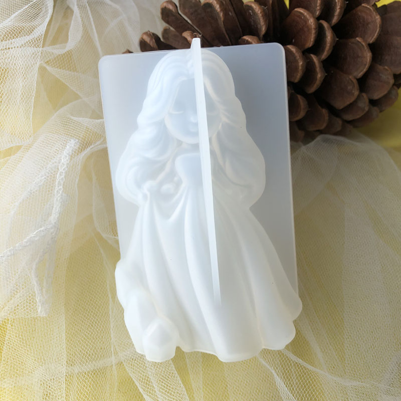 Soap Making Guide For Beginners - 3D Sevimli Prenses Silikon Mum Kalıp